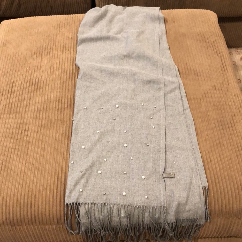 grey pearl scarf